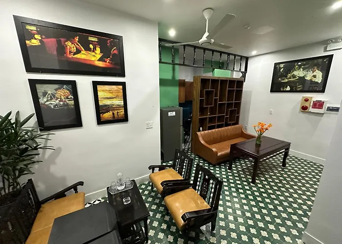Nineties Homestay