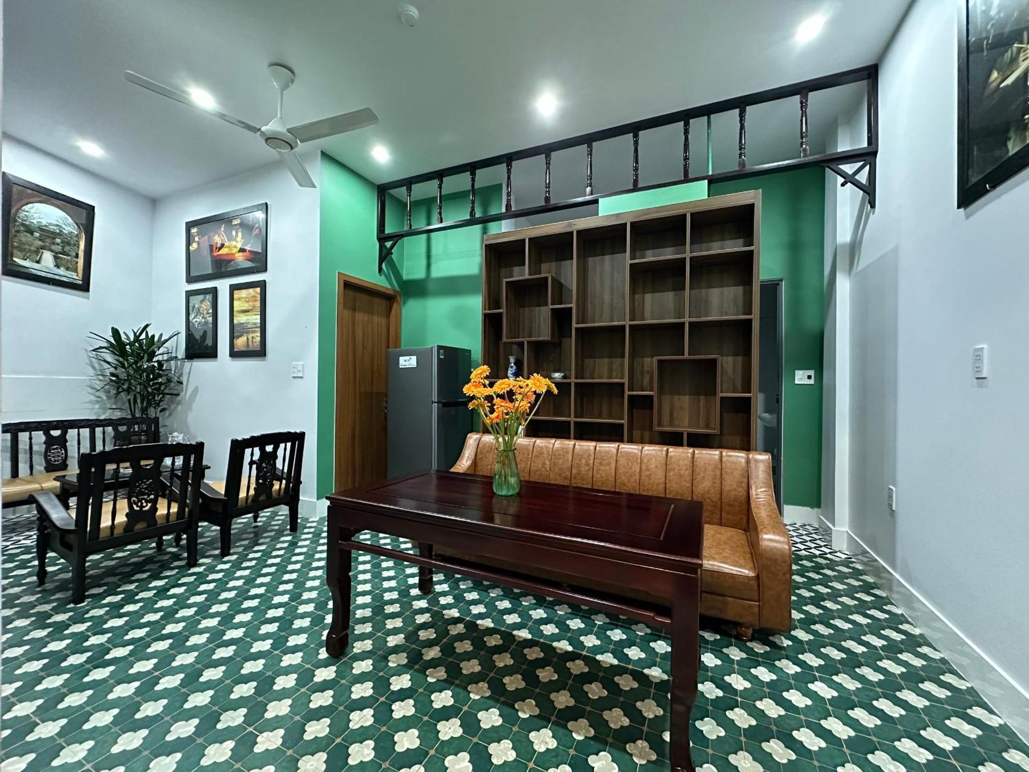 Nineties Ở trọ Huế